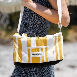 Business & Pleasure Co Cooler/Lunch Bag picnic bag